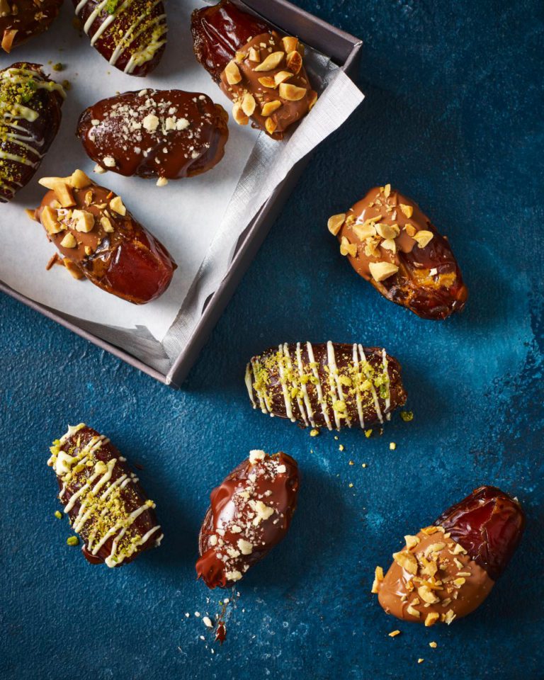 Dark Chocolate Dipped Stuffed Dates - a healthy reason to eat chocolate!