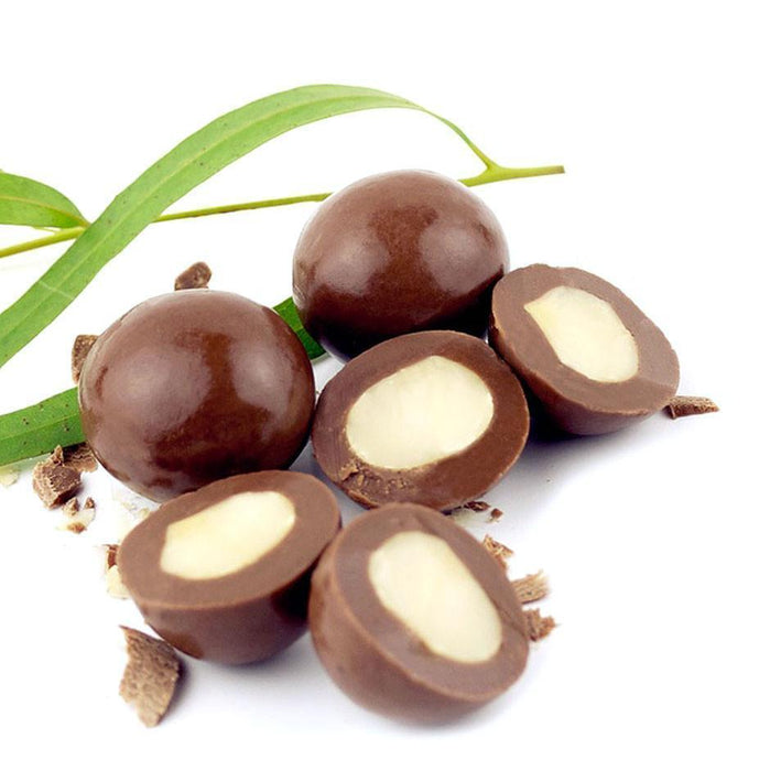 Lemon Myrtle Macadamias, Milk Chocolate 300g Bag